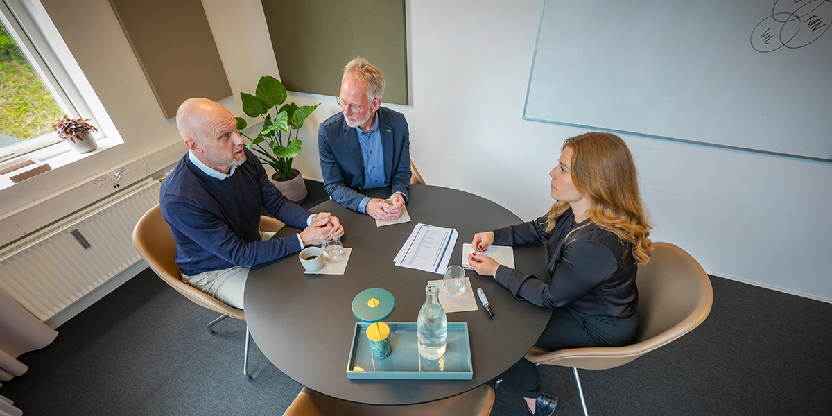 Mødesituation med Elevate Management